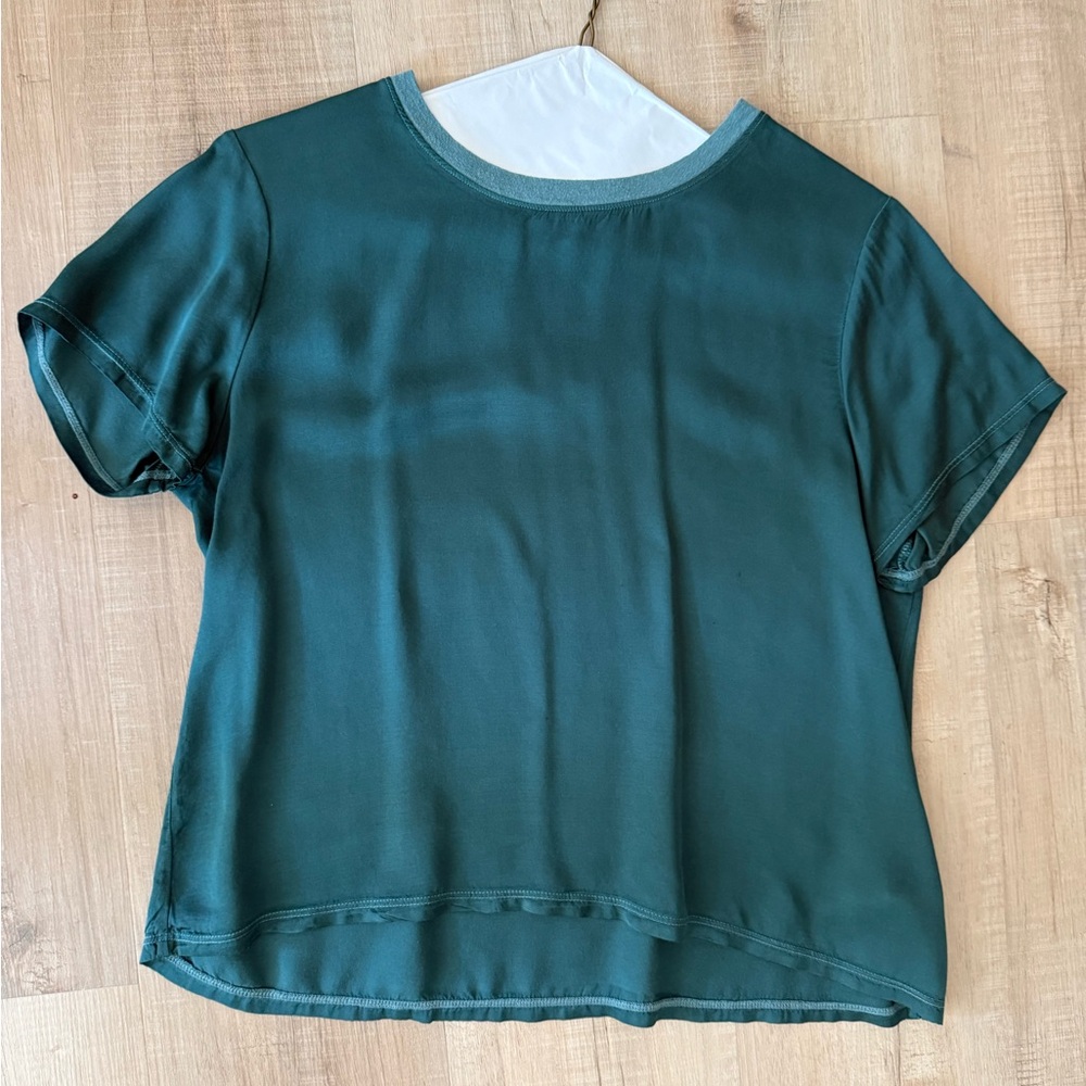 Elegant Green Women's Silk Top